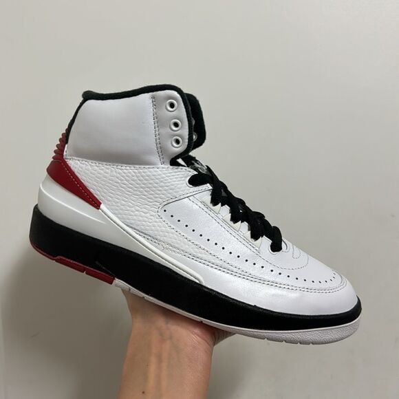 ⭐️❤️🤍NIKE AIR JORDAN 2 RETRO GS SNEAKERS❤️